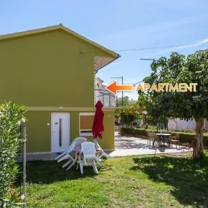 apartments-miranda-medulin.pula-hotels.org/